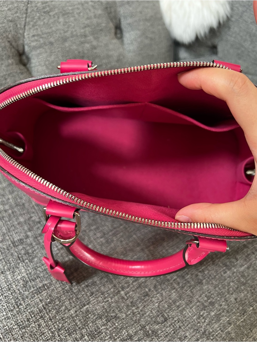 Louis Vuitton Alma PM EPI fuchsia - Picture 10 of 16